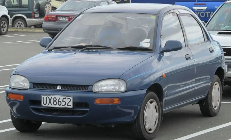 Autozam Revue