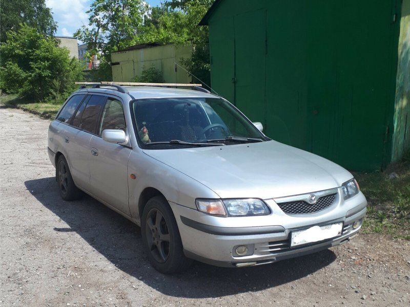 Mazda 626 2.0 at, 2000,