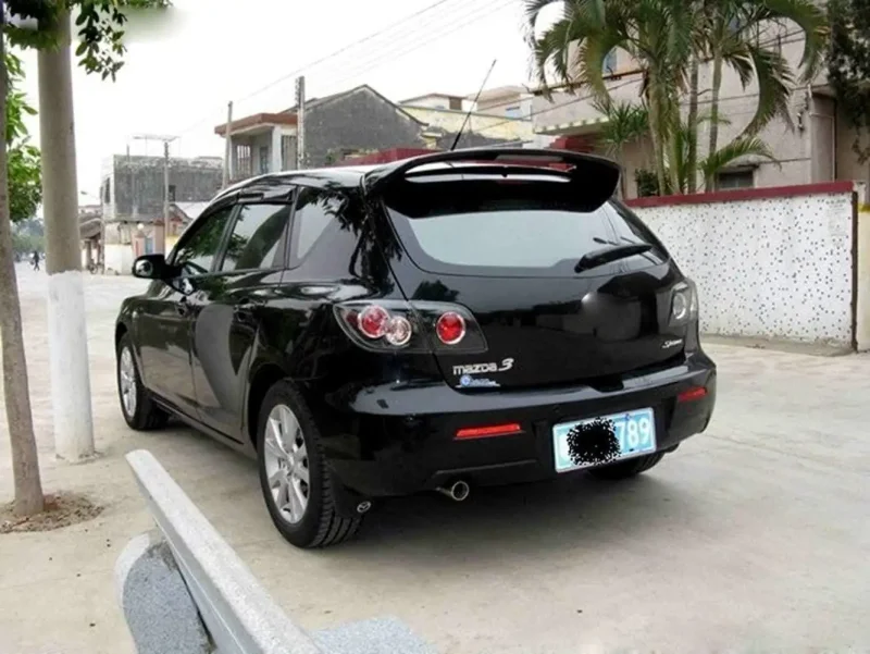Mazda 3 спойлер карбоновый