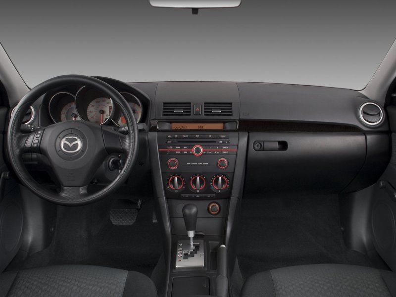 Mazda 3 i BK Рестайлинг 2006