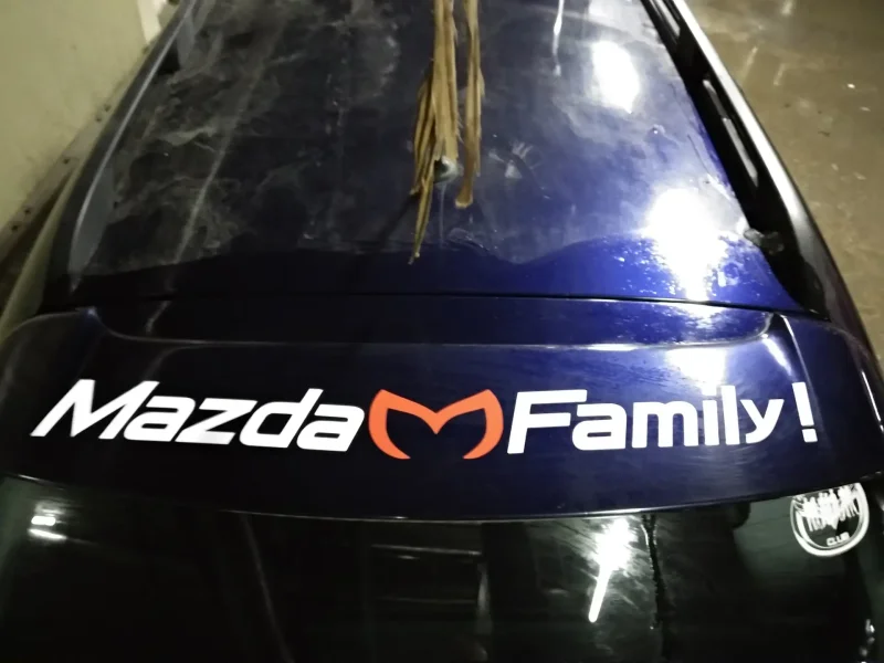 Наклейки на авто Mazda