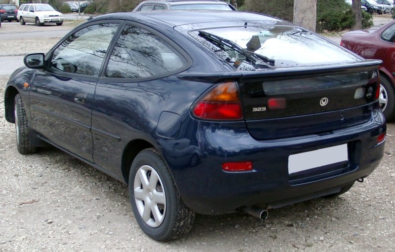 Mazda 323c