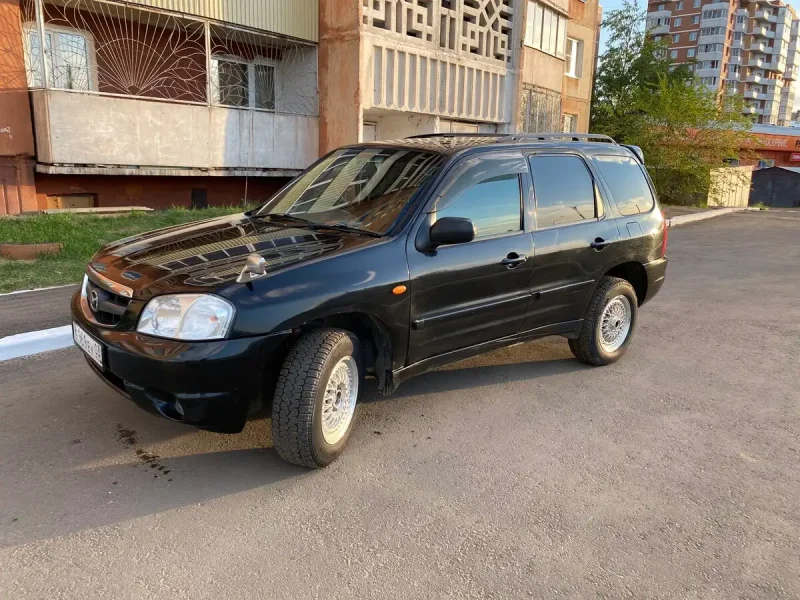 Mazda Tribute черная