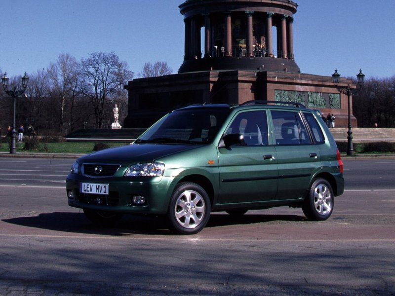 Mazda Demio 1996