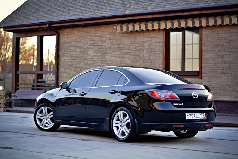 Mazda 6 черная