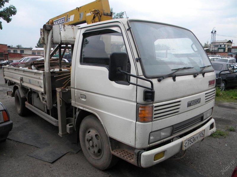 Mazda Titan 1988 манипулятор