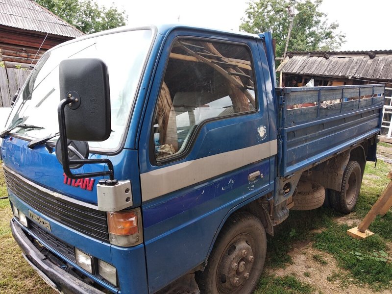 Mazda Titan внедорожник