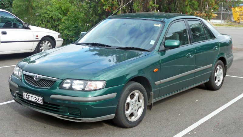 Mazda 626 1.8 МТ, 1998,