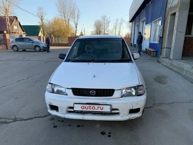 Mazda Demio, 1998 год