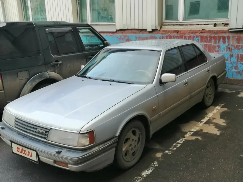 Mazda Luce 1986
