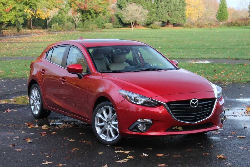 Mazda 3 хэтчбек 2015