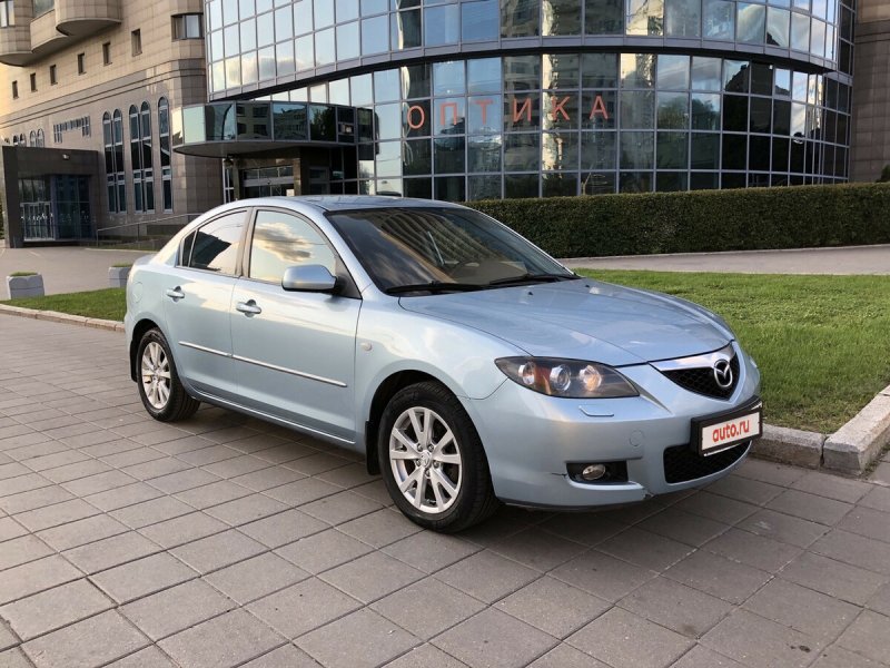 Mazda 3 серебристый 2008