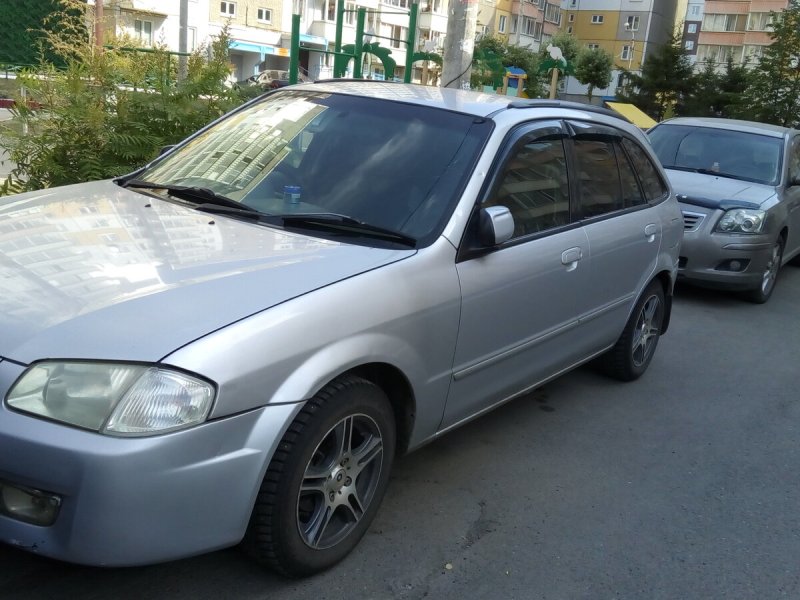 Mazda familia 1999 универсал