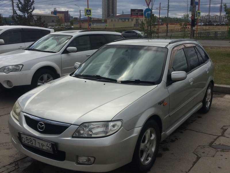 Mazda familia s-Wagon 2001