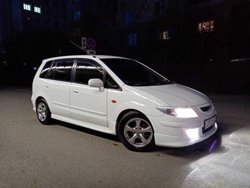 Mazda Premacy 1999