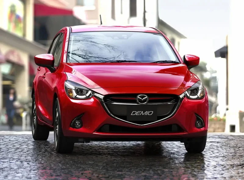 Mazda 2 хэтчбек