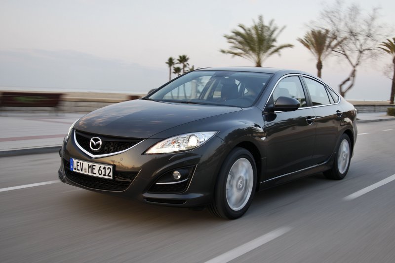 Mazda 6 хэтчбек 2011