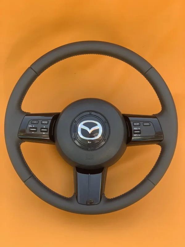 Mazda CX-7 2011 салон