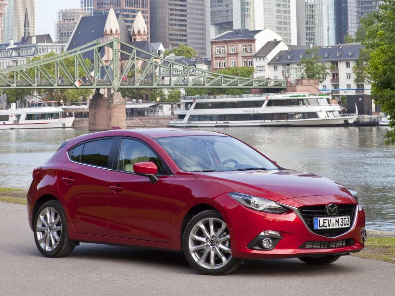 Mazda 3 III хэтчбек