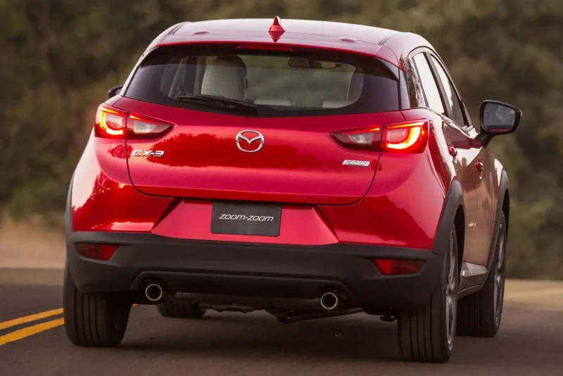 Mazda Axela 2018 седан