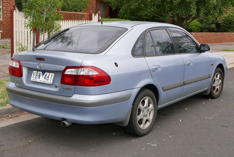 Mazda 626 gf 2001