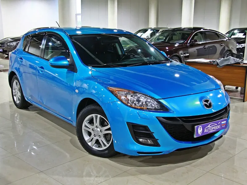 Mazda 3 BL голубая