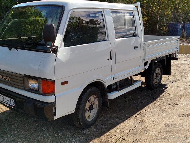 Mazda Bongo fuel at