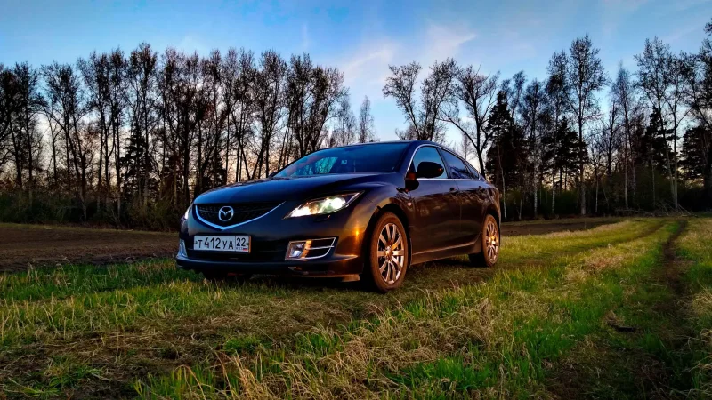 Mazda 6 коричневая