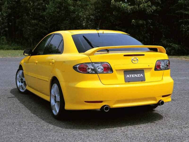 Mazda Atenza 2002