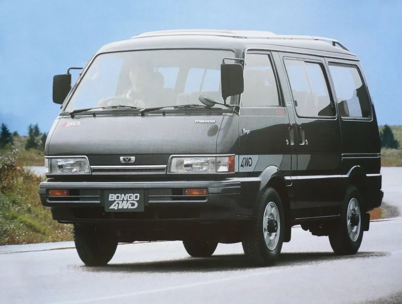 Mazda Bongo 2.0 at, 2001
