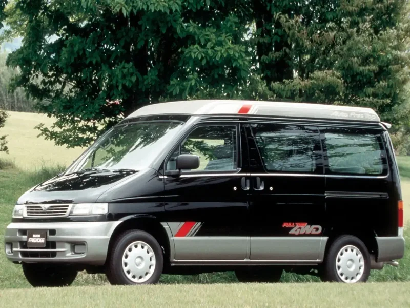 Mazda Bongo 1991 с палаткой