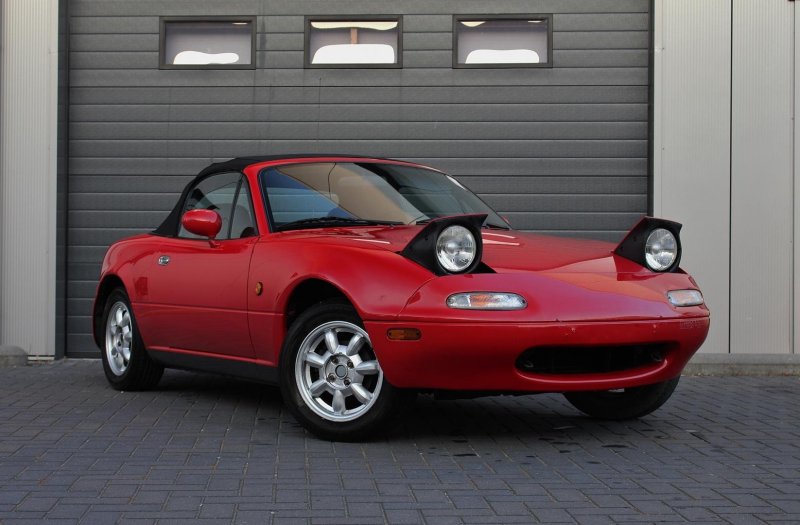 Mazda MX 5 Miata 1995 милая