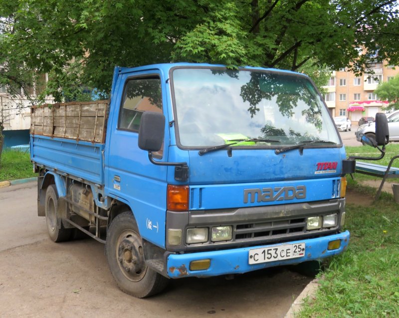 Mazda Titan 1989 грузовой фургон