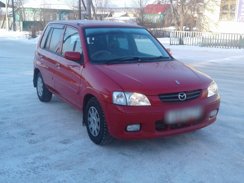 Mazda Demio 2001 год