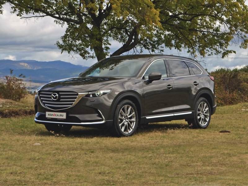 Mazda CX 9 красная