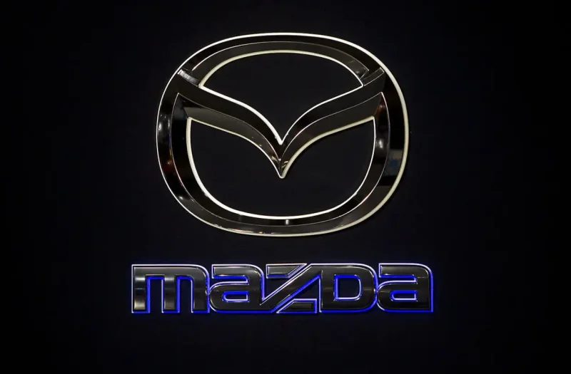 Mazda логотип