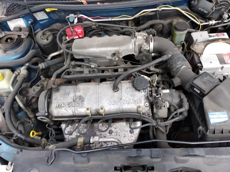 Двигатель Mazda 323 1.3 b3