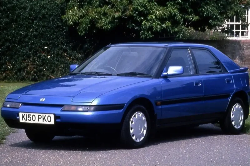 Mazda 323 f 1989