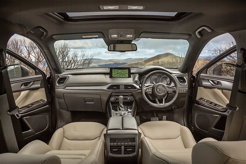 Mazda CX 9 Interior