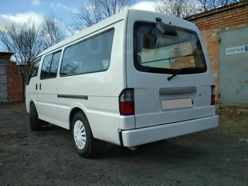 Mazda Bongo IV Brawny