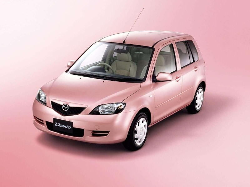 Машина Mazda Demio 2