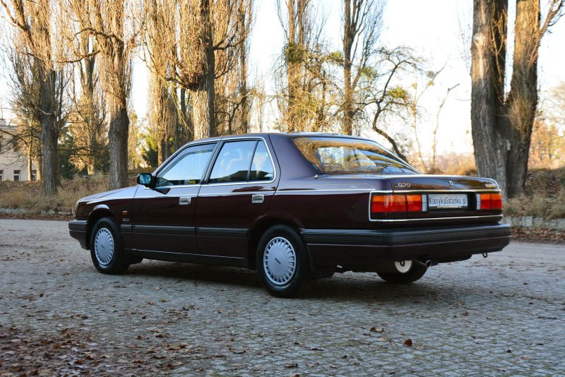 Mazda 929 Luce HC