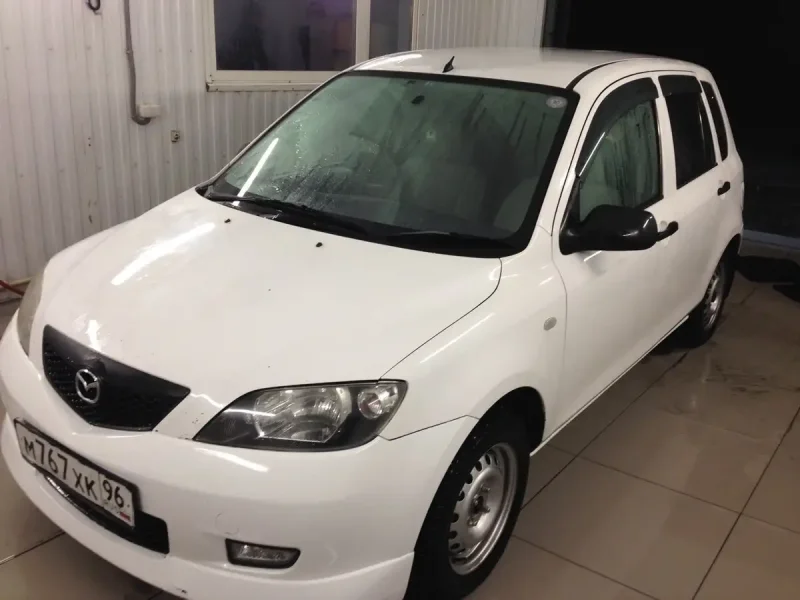 Mazda Demio 1.4 at, 2003,