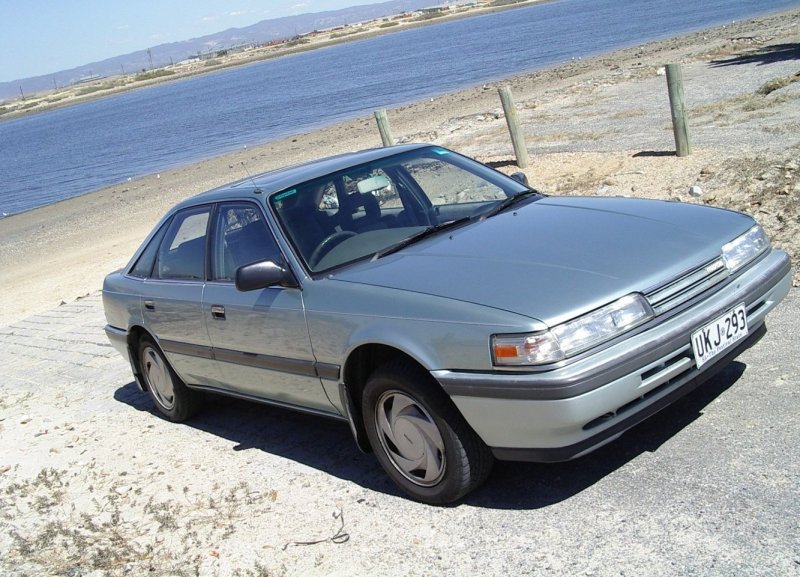 Mazda 626 GD хэтчбек