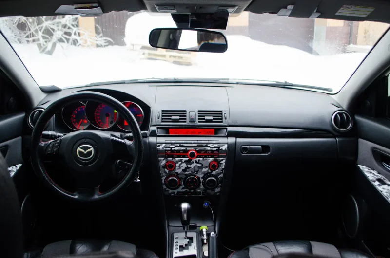 Mazda 3 2008 седан салон