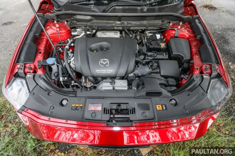 Mazda CX 5 моторный отсек