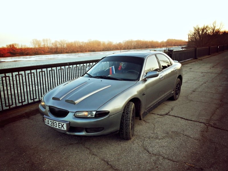 Mazda Кседос 6