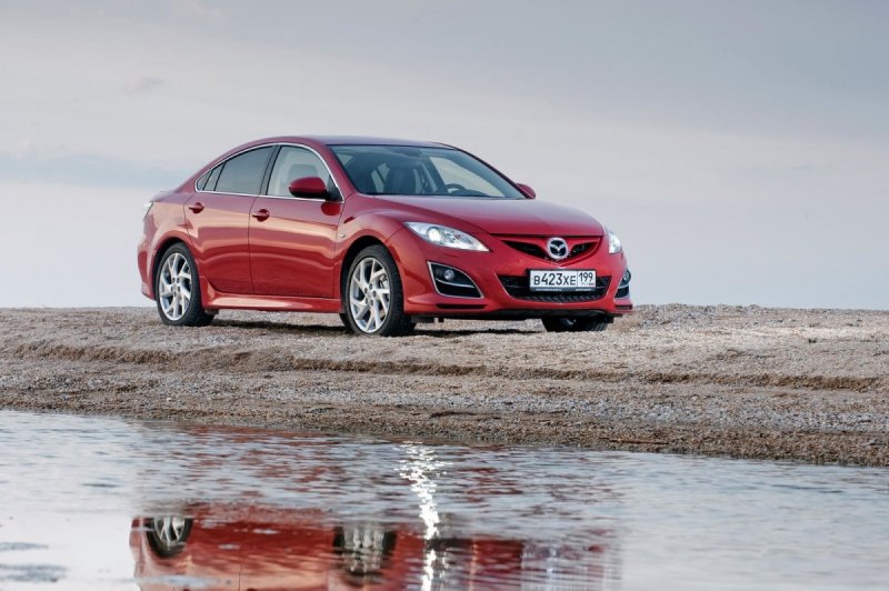 Mazda 6 2010 черная