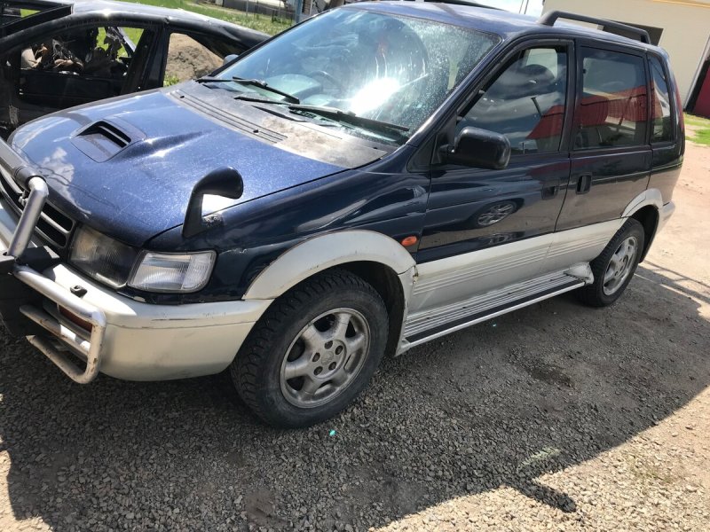 Mitsubishi RVR 1996 2.0