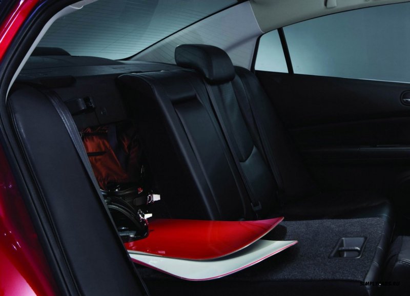 Mazda 6 Interior Rear
